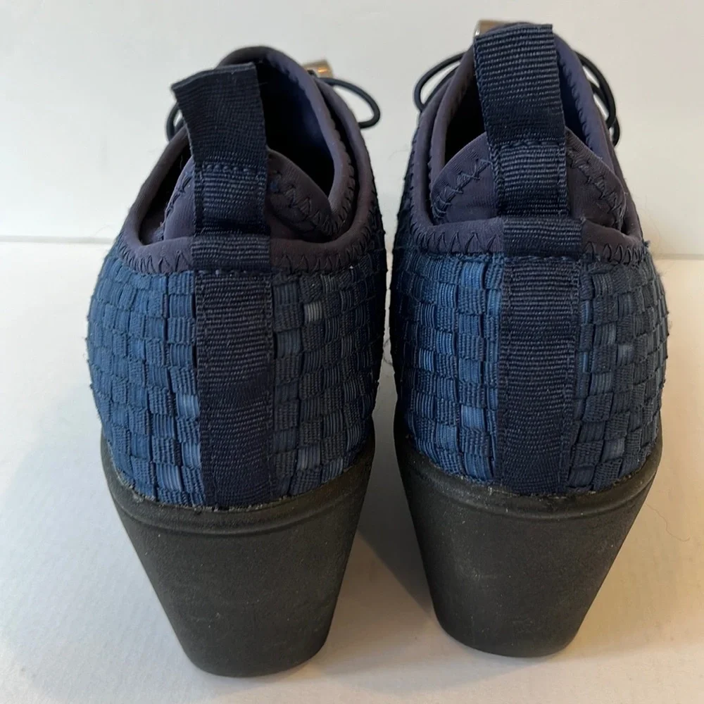 Steve Madden women’s shoes navy blue textured fabric platform wedge size 7.5